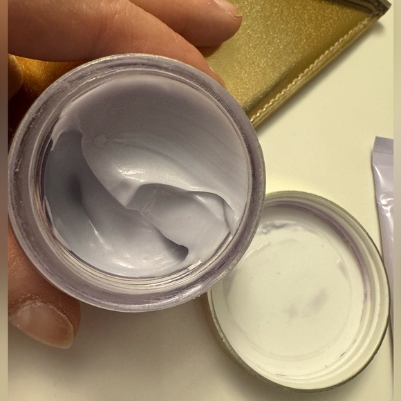 Thierry Mugler ALIEN bundle for the senses with Golden Clutch Bag - Picture 4 of 13